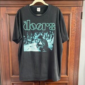 Black and Green Short Sleeve Tee